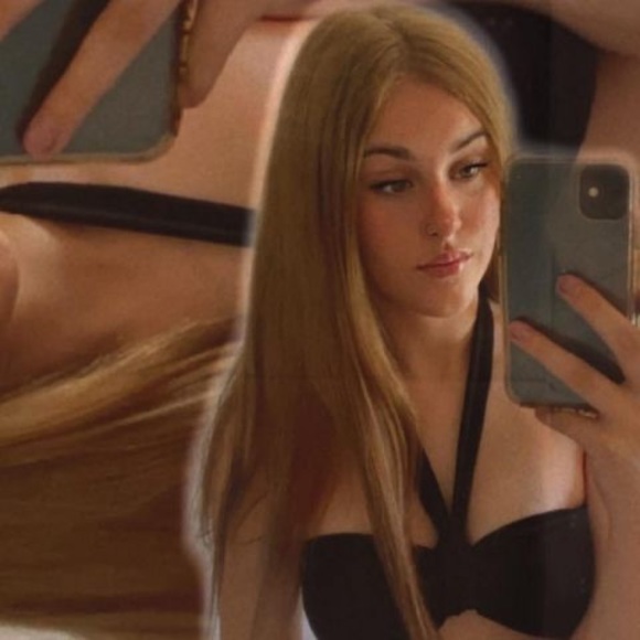 Meet your Posher, Gemma - Picture 1 of 1